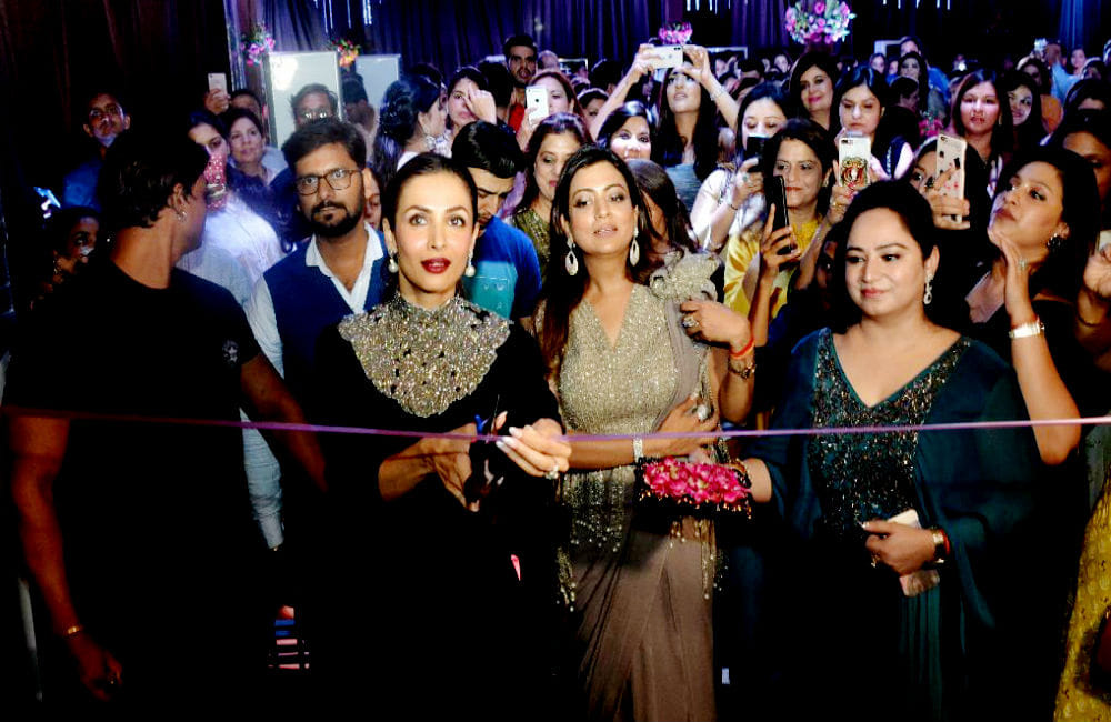 Bollywood Actress Malaika Arora in City of Taj