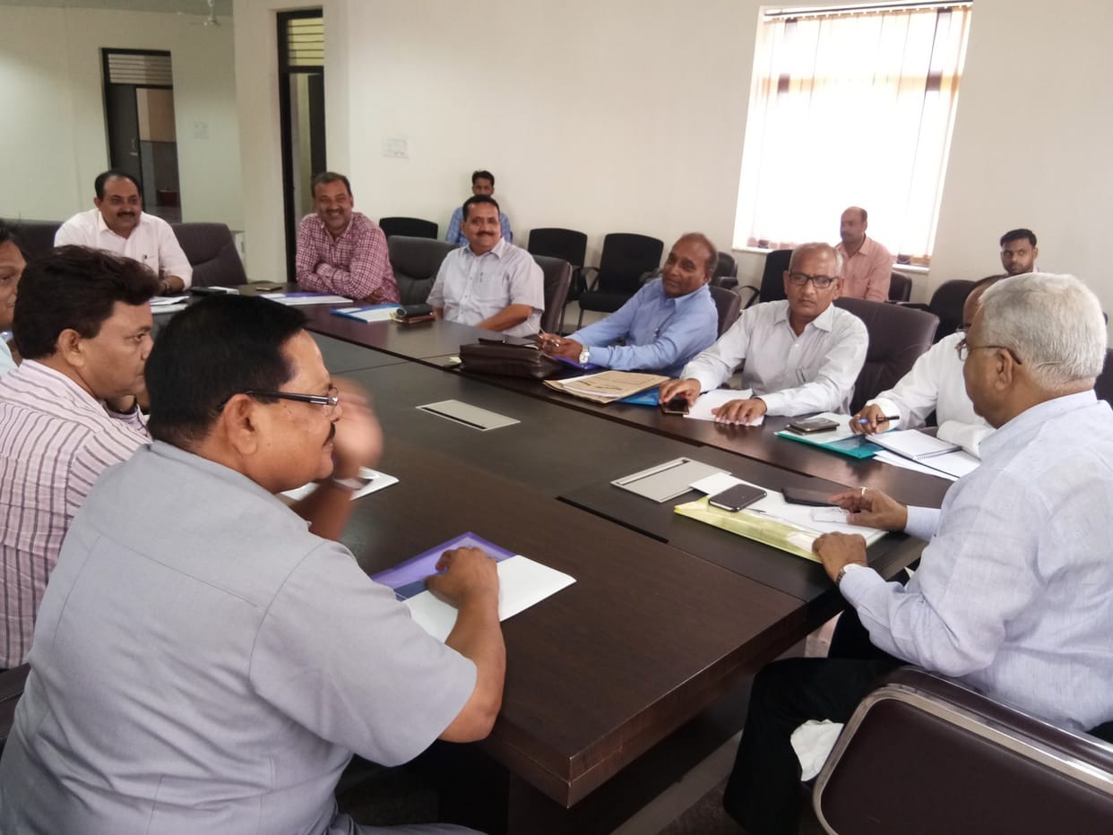 नकल कराने वाले महाविद्यालय होंगे डिबार