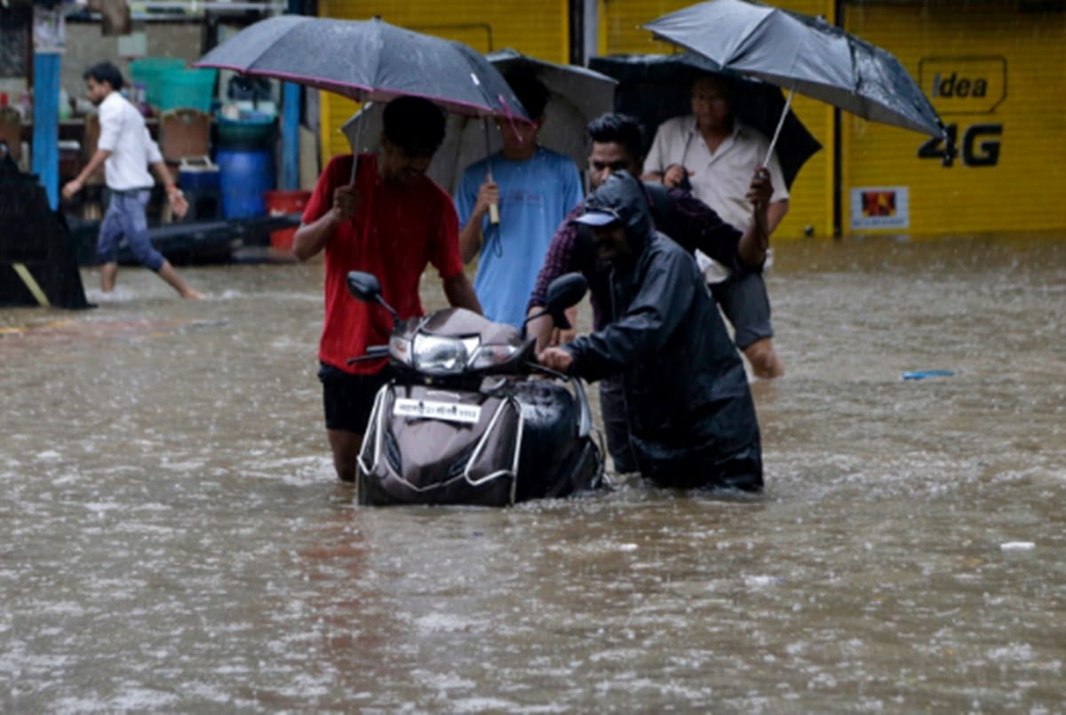 Maharashtra Heavy rain batters Solapur, Pune and Sangli 28 dead