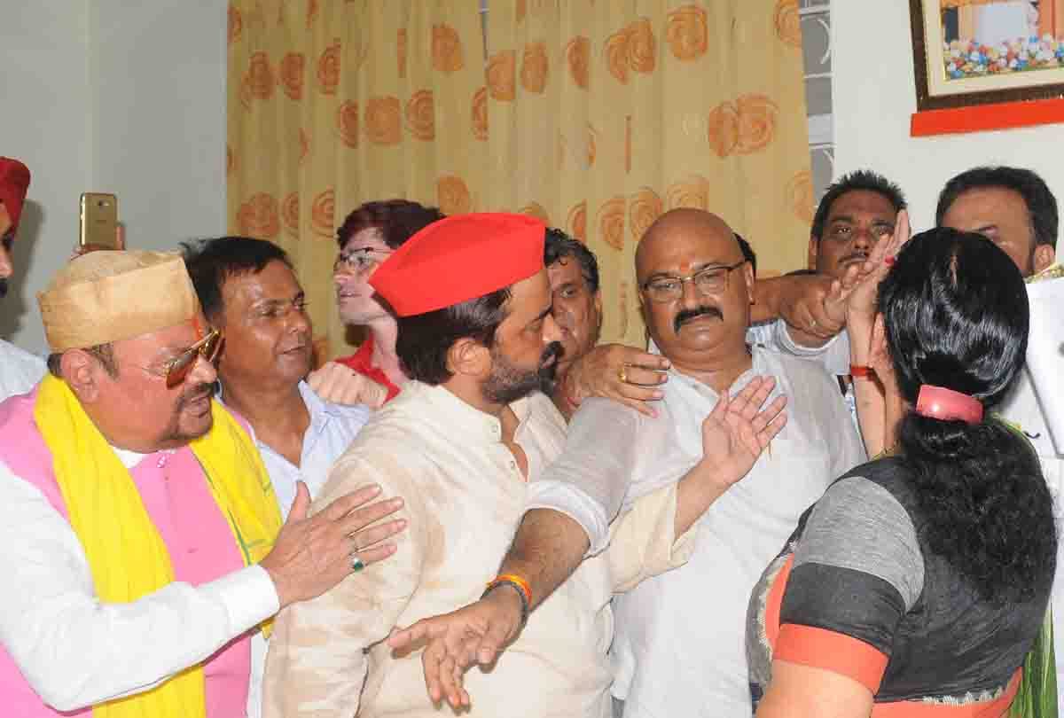 Meeting of Executive Committee in Kanpur Municipal Corporation