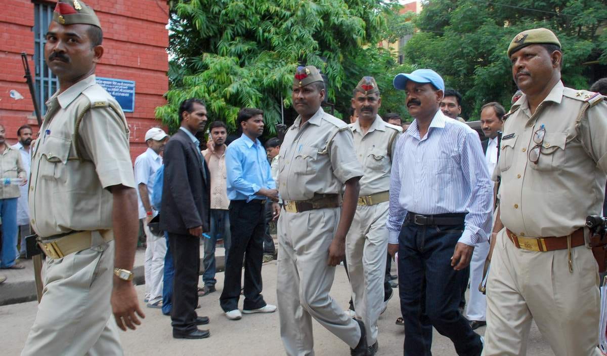 Munna Bajrangi shooters Stayed around the Baghpat prison, had a call while reached barrack