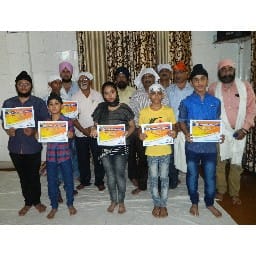 सिख इतिहास प्रतियोगिता में विजेता को किया पुरस्कृत