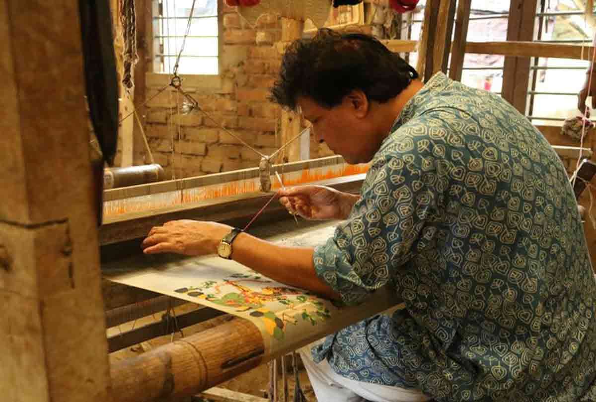 national award winner biren basak sold saris in streets became crorepati