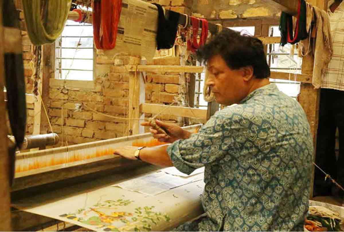 national award winner biren basak sold saris in streets became crorepati