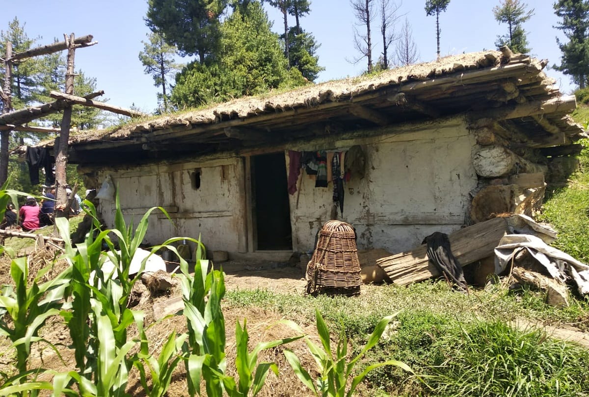 प्रधानमंत्री आवास योजना में घालमेल, अपात्र बना दिए पात्र