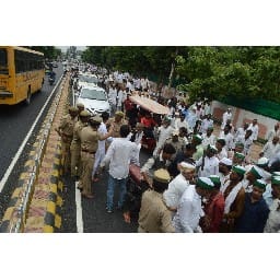 angry villagers did sloganeering of culuctrate