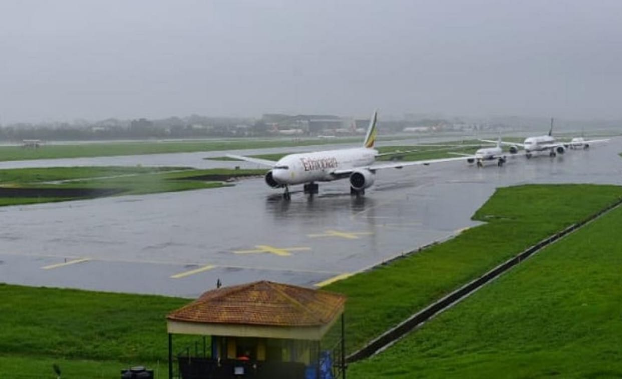 Air India flight from Vijaywada overshoots at Mumbai airport runway