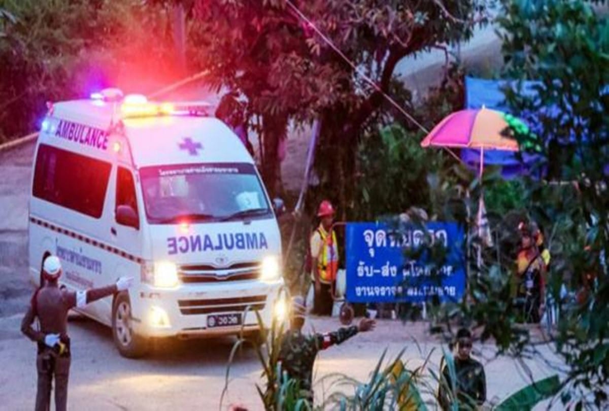 Thailand cave rescue: thai boys can not go to see world cup Final says doctor