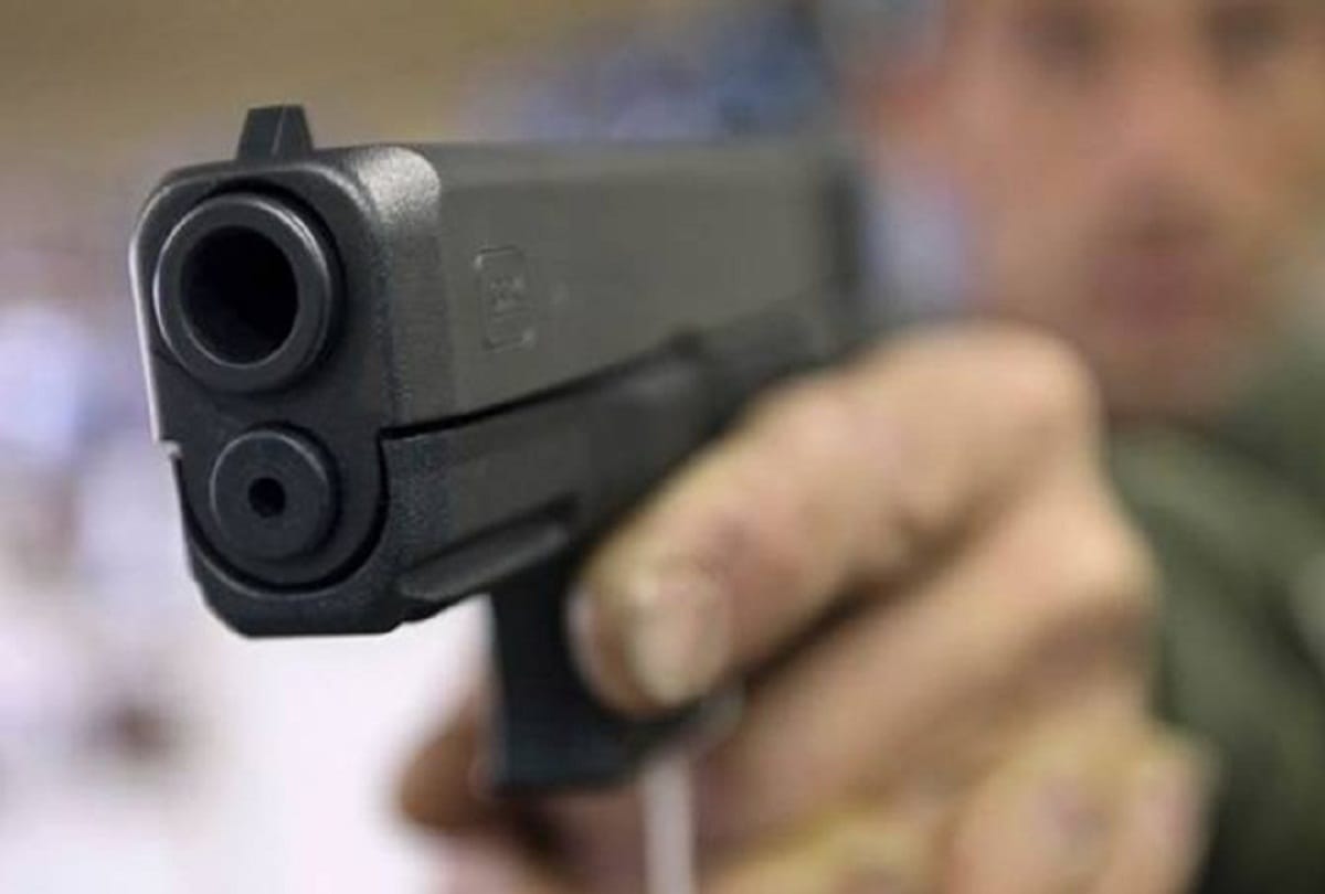Brother shot sister in Khalpar