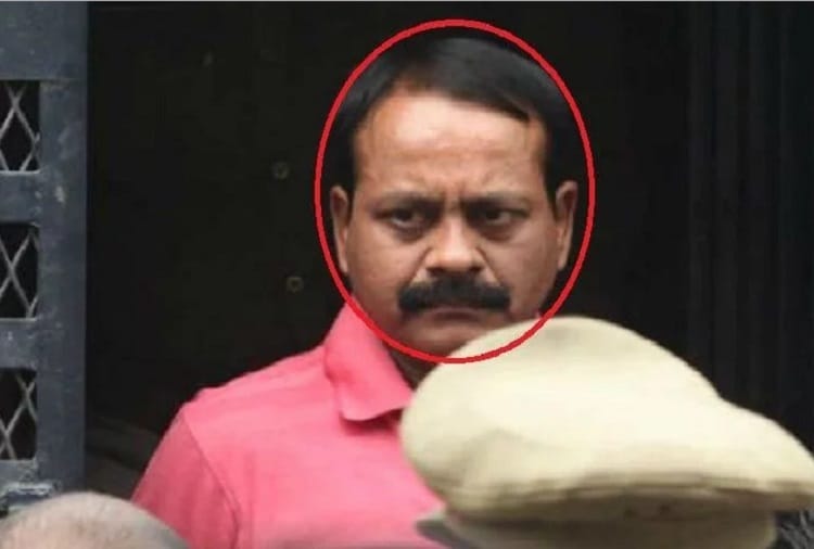 Munna Bajrangi was killed in the encounter, again alive and raised terror