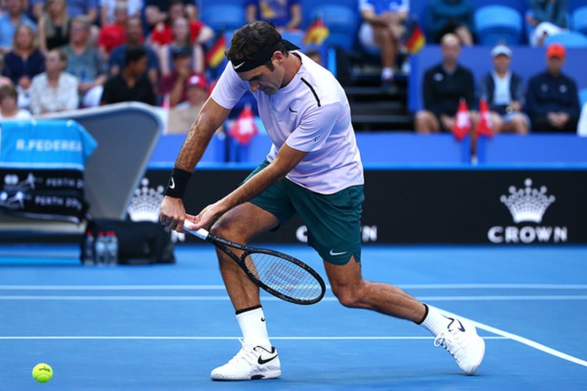 roger federer played cricket shot in wimbledon 2018
