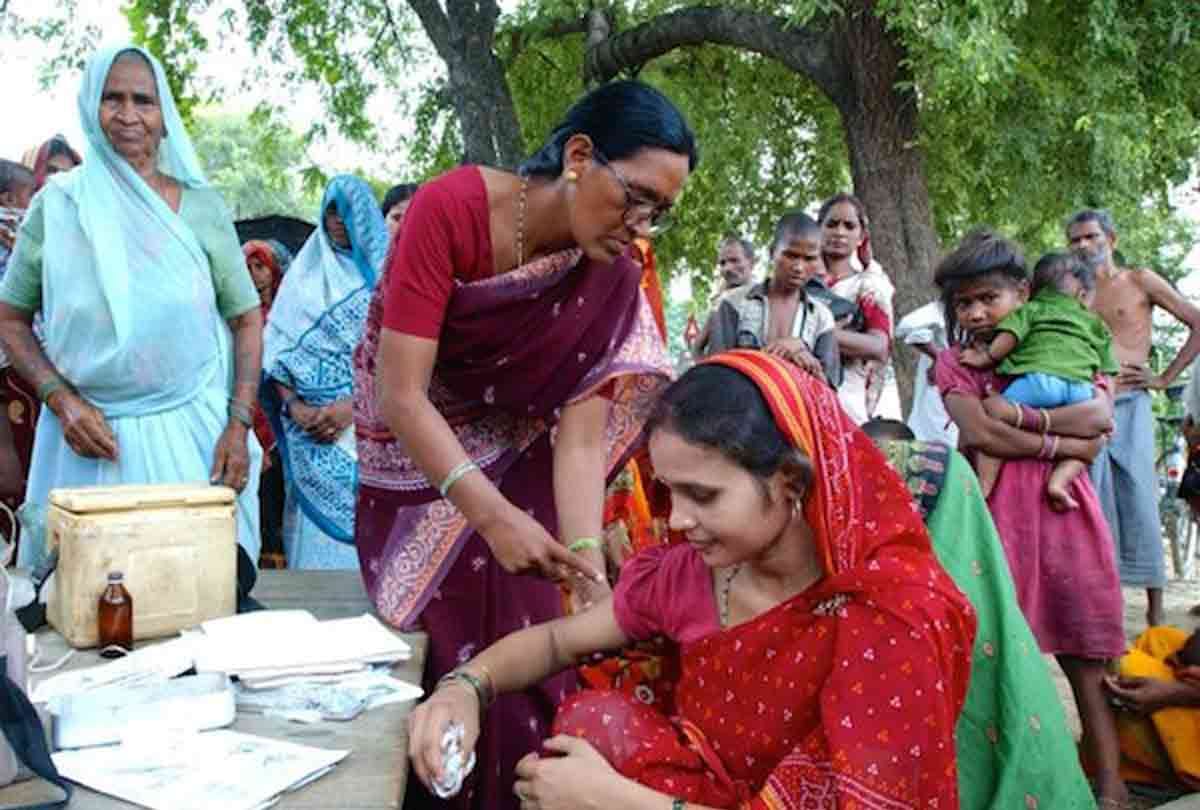 jobs for 10th passed female candidates in government sector 18500 salary