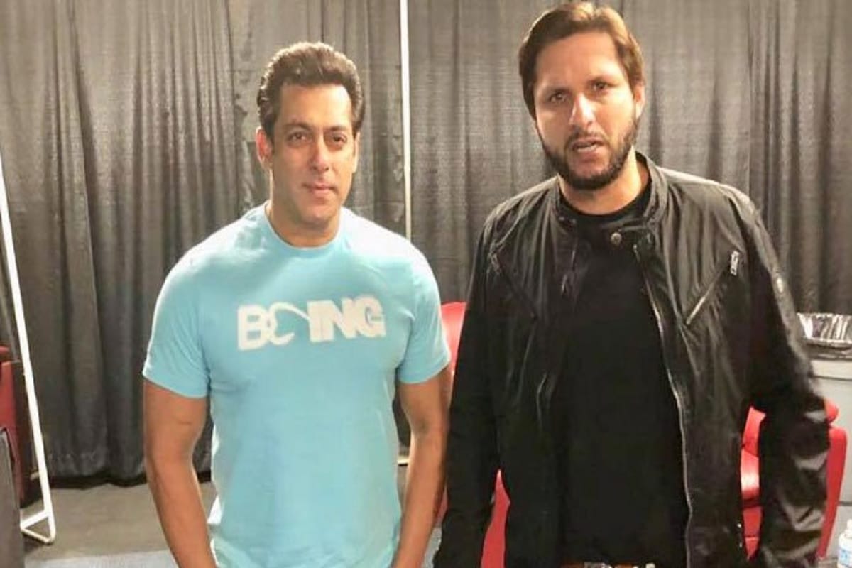 shahid afridi met with bollywood superstar salman khan in  toronto