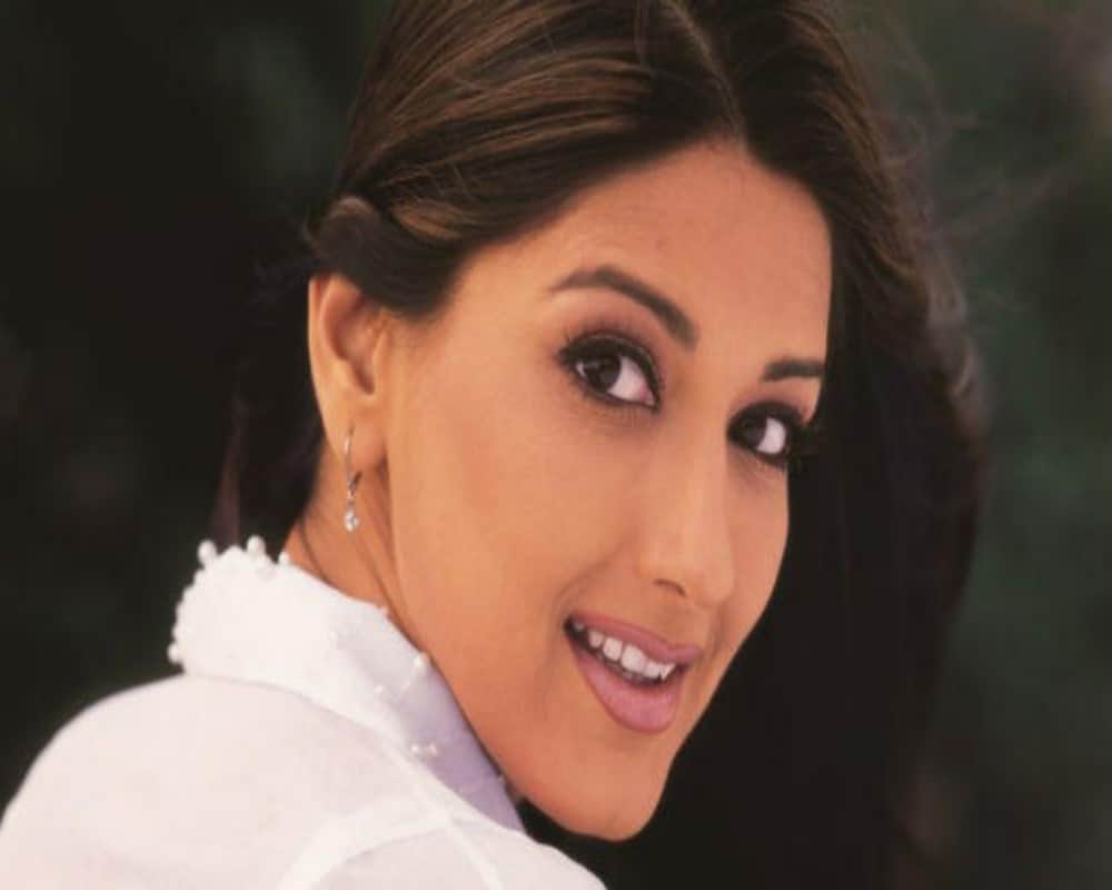sonali bendre husband goldi behl give big statement on her cancer share updates