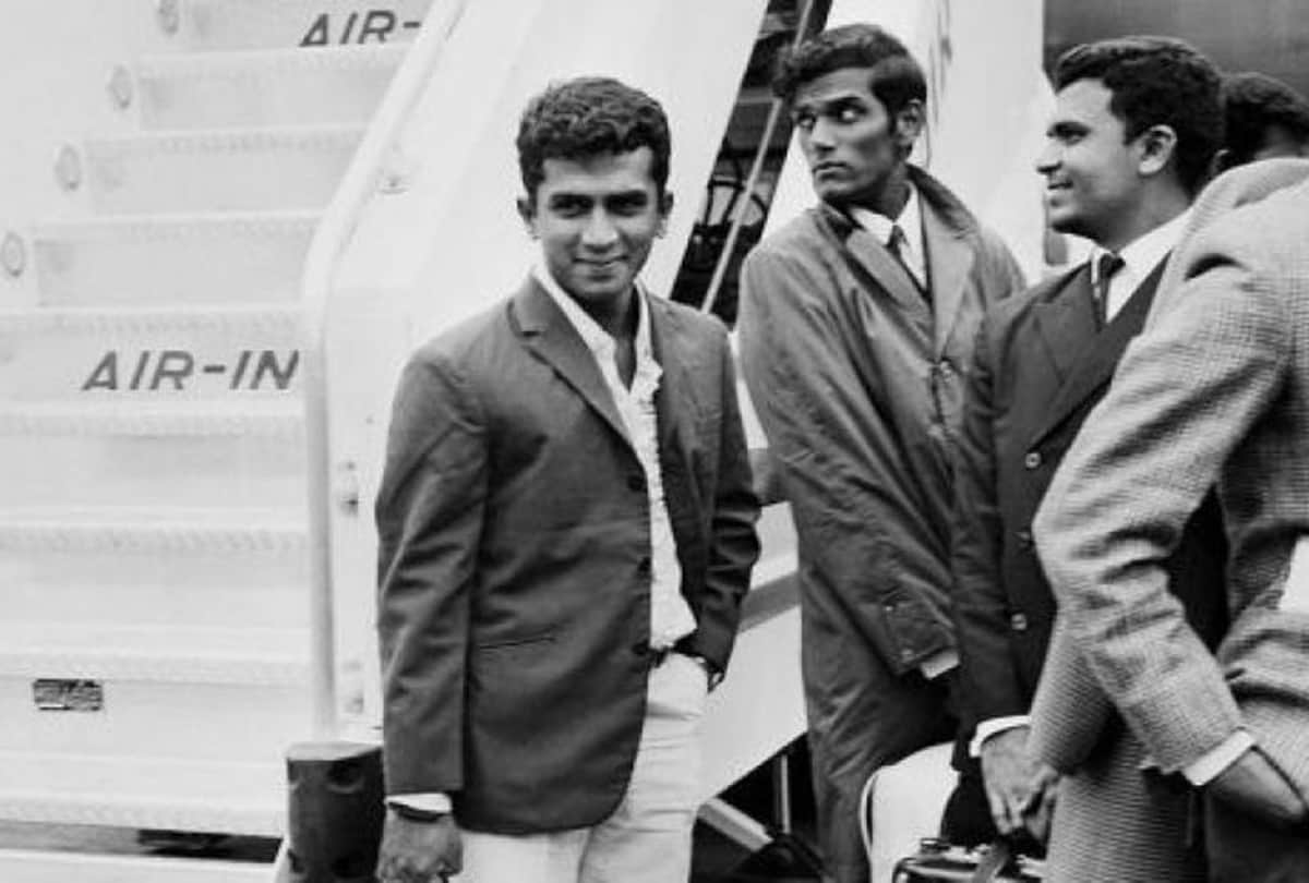 when Sunil Gavaskar saved a family from 1993 Mumbai riots mob