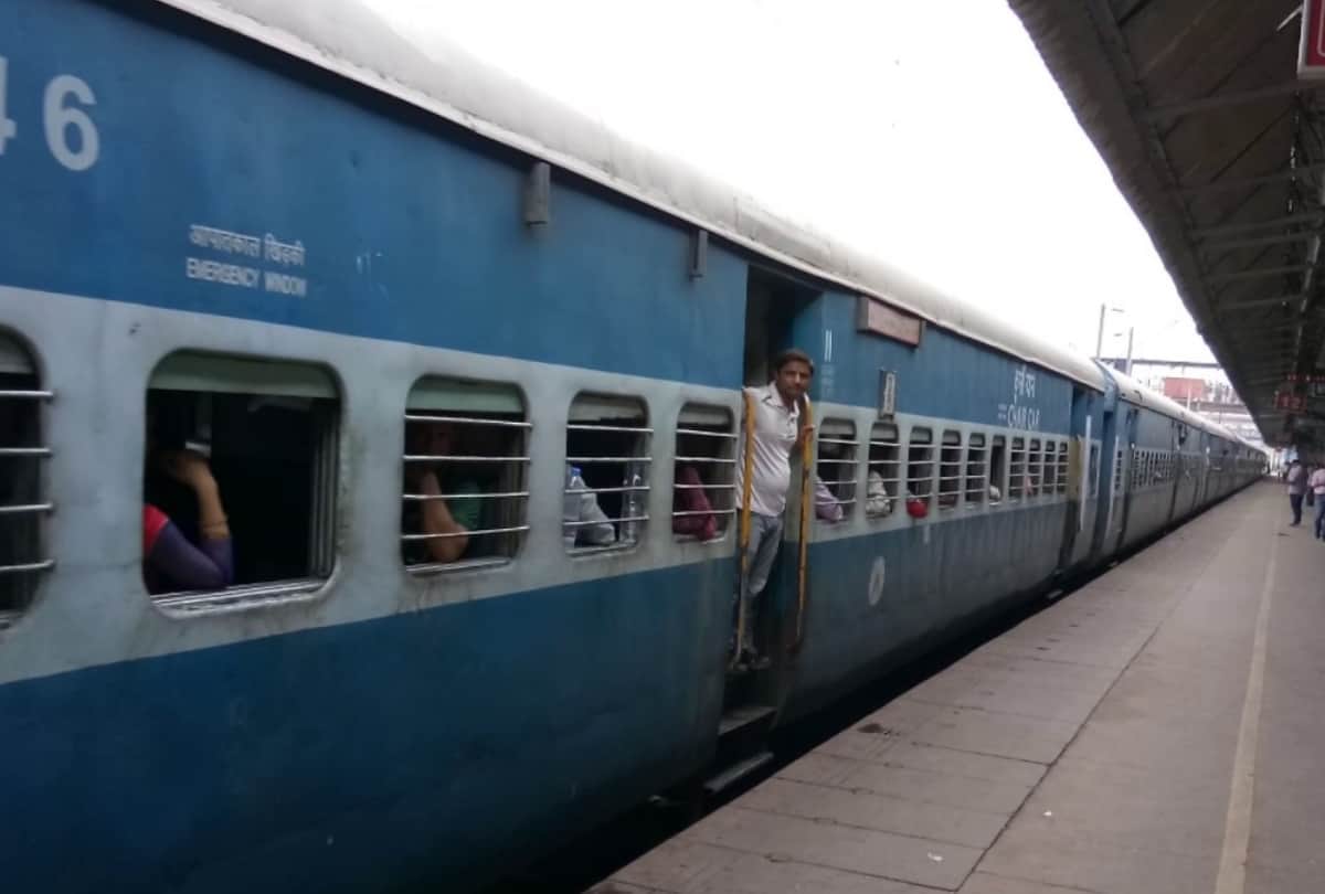 Indian Railway Special Pilgrimage Train for Shrines Tour, Special Tour Package