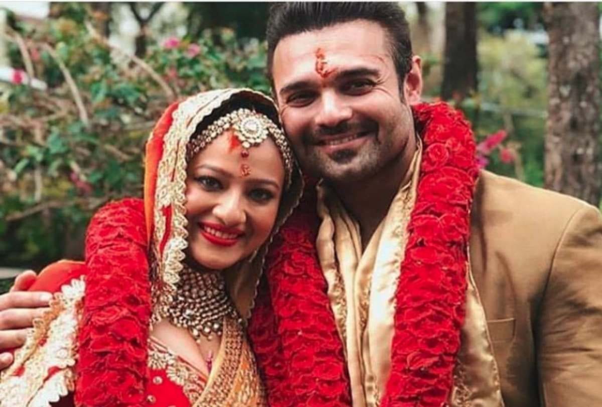 mithun chakraborty son mahaakshay chakraborty get married with madalsa sharma