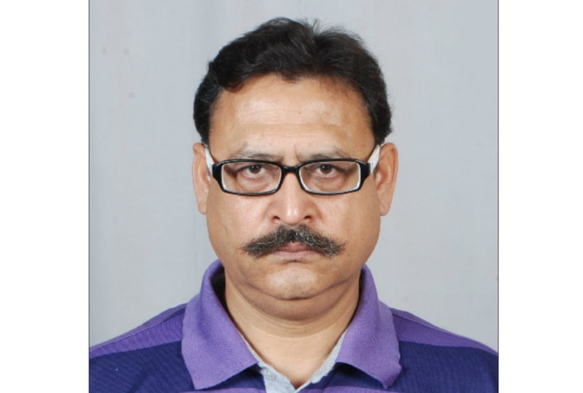 ifs officer ak jain death in car accident in shahjahanpur