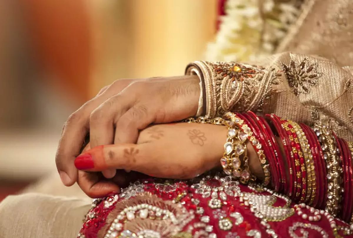 Adultery must stay a crime to protect sanctity of marriage: Central Government