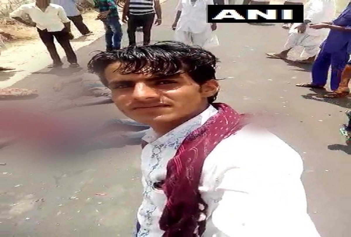 Three accident victims die in rajasthan as onlookers busy on click selfies