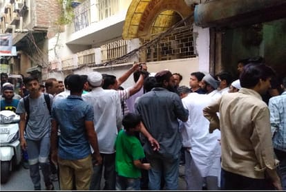 Delhi: Case registered against Rabea Public School for allegedly hostage students in basement 