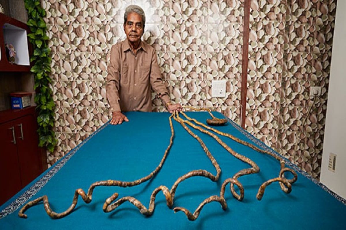 Guinness World Record of Chillal for cut nails after 66 years 