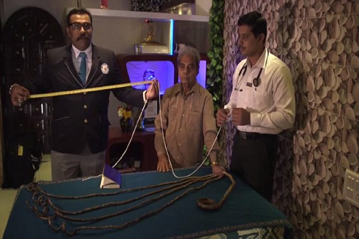Guinness World Record of Chillal for cut nails after 66 years 