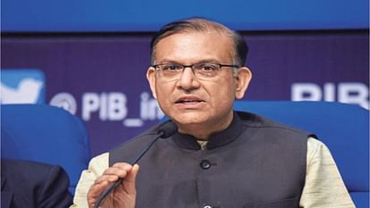 Jayant Sinha expresses regret if garlanding lynching convicts sent wrong impression