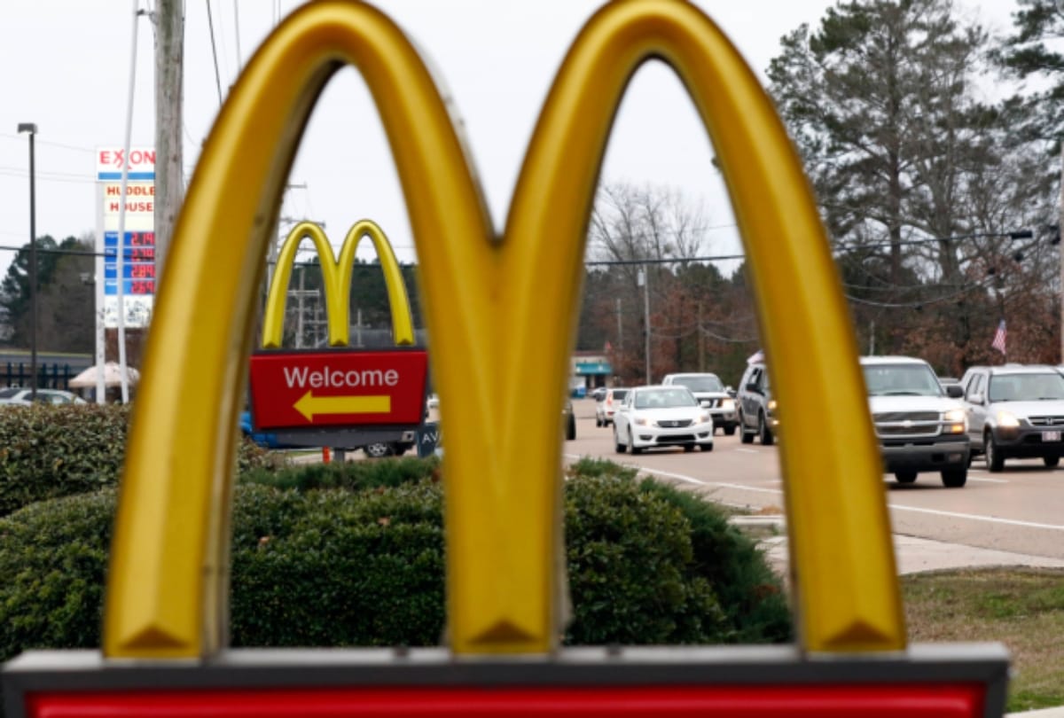 Man puts six year old burger for sale on ebay for thirty dollar 
