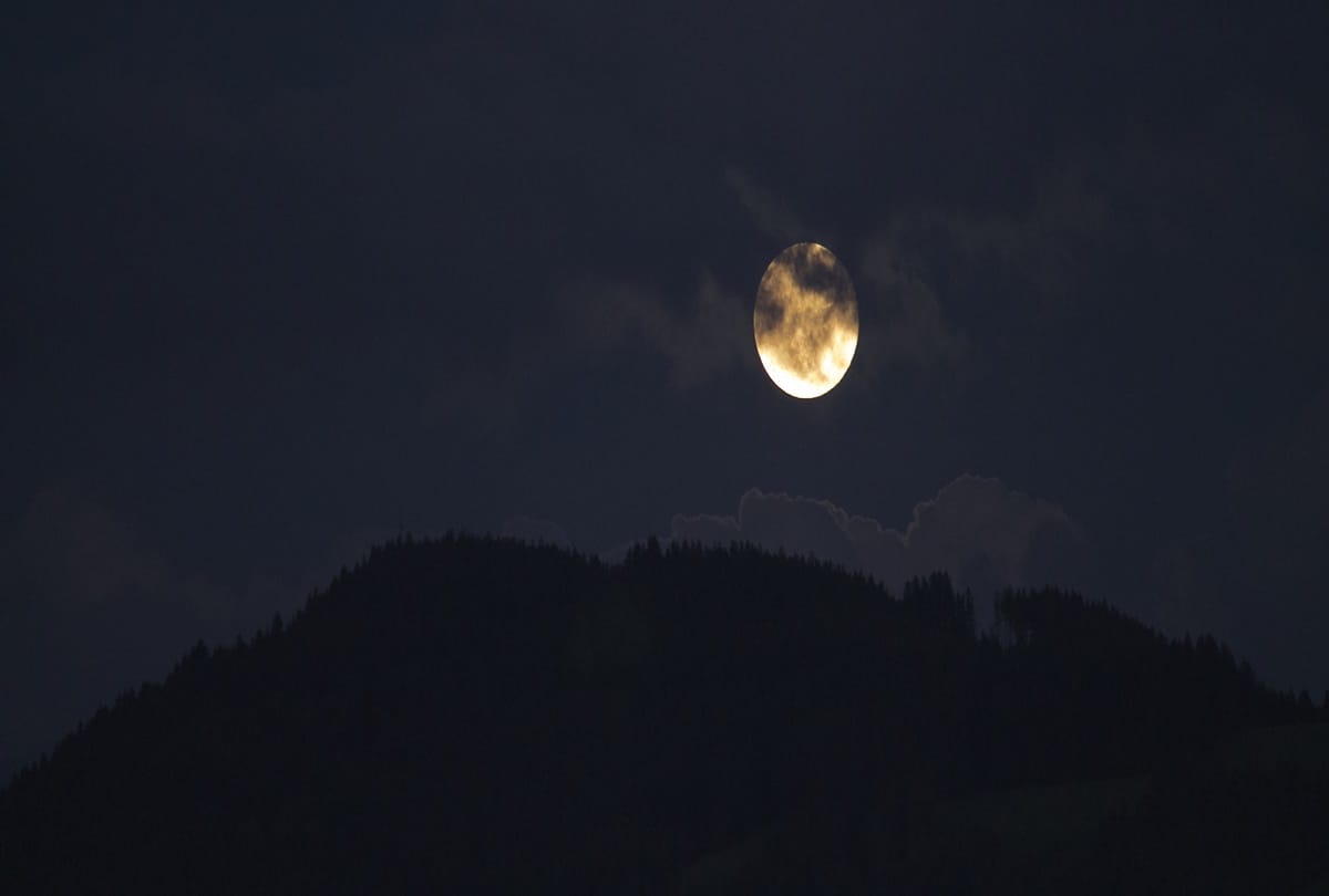 amavasya in july 2018 अमावस्या : never do these things 
