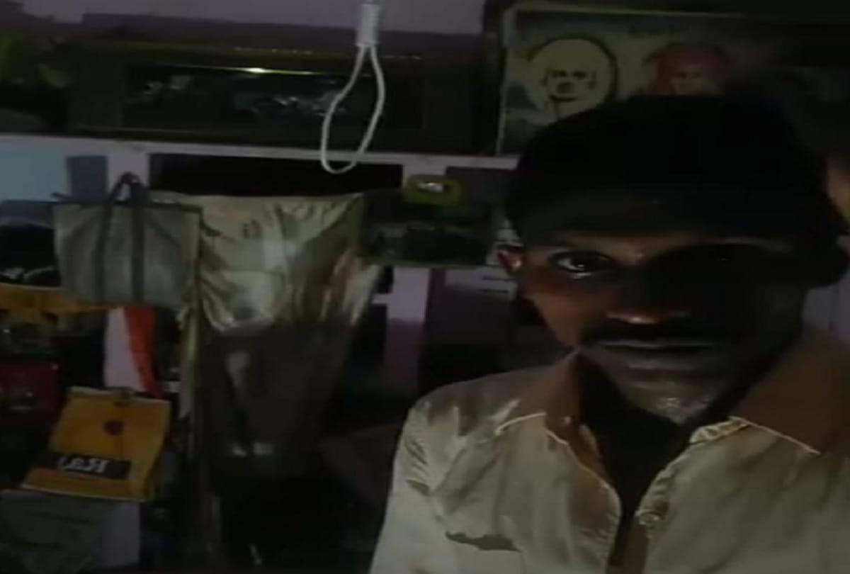 UP: Young man committed suicide after live post on Facebook  in agra