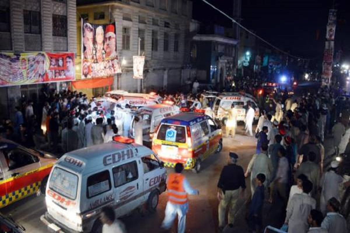 Suicide bomber attack in Peshawar, 12 candidates including ANP party candidate, death