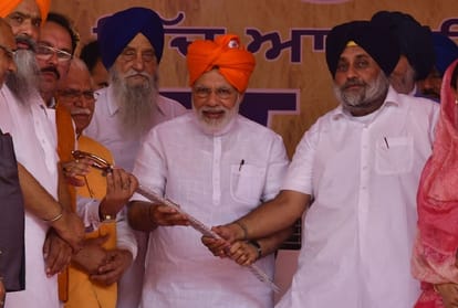 Pm Narendra Modi targeted on congress in kisan kalyan rally punjab