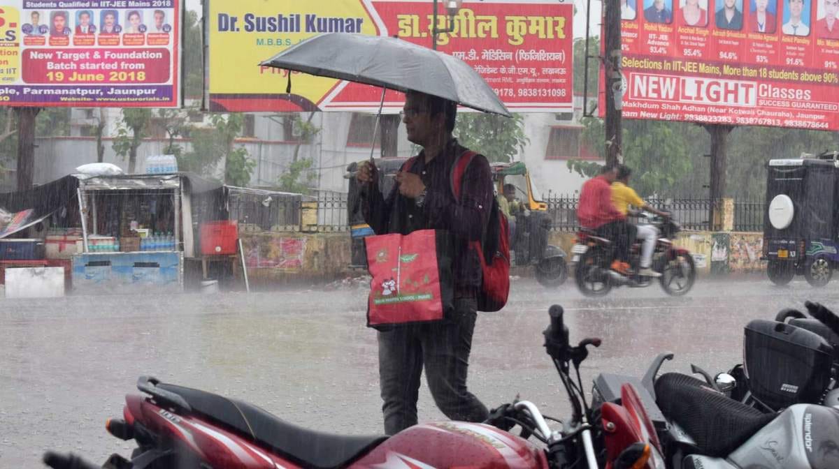 Heavy rain in purvanchal farmers are happy