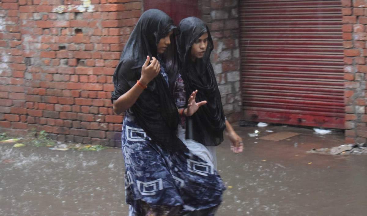 Heavy rain in purvanchal farmers are happy