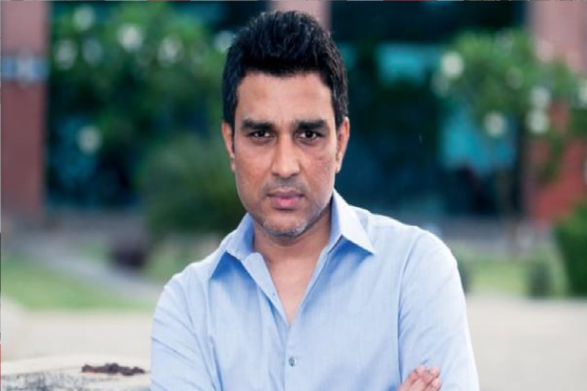 sanjay manjerekar answer to commentators on kedar jadhav bowling action
