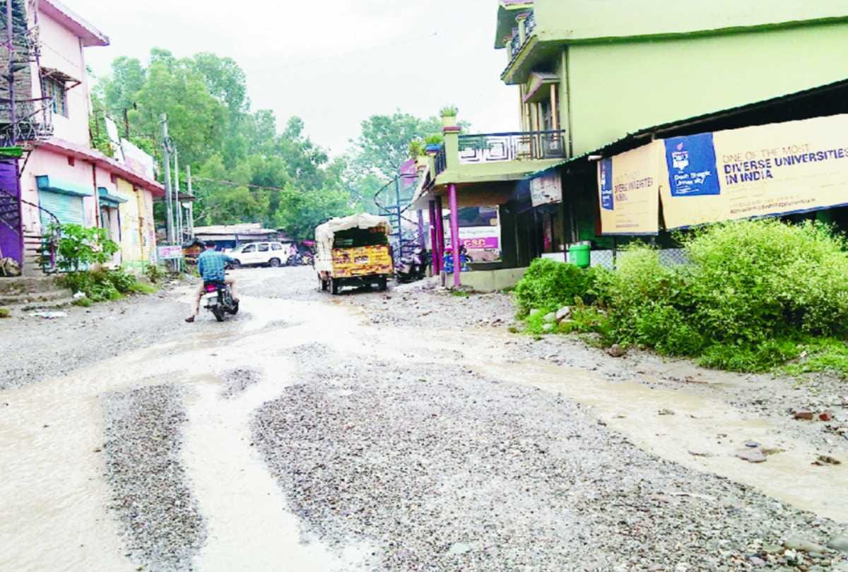 heavy rainfall recorded in himachal and many road closed