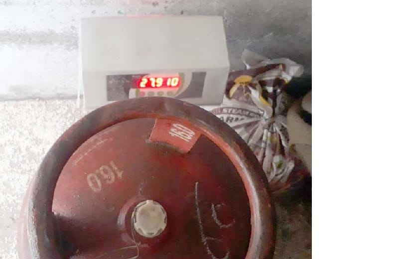 Low-lying gas in cylinders in Barakot