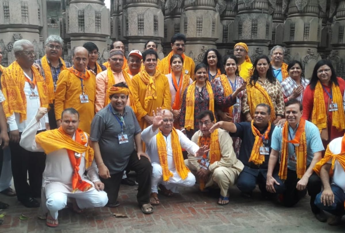 a group of Indian resident from hong kong visited ayodhya