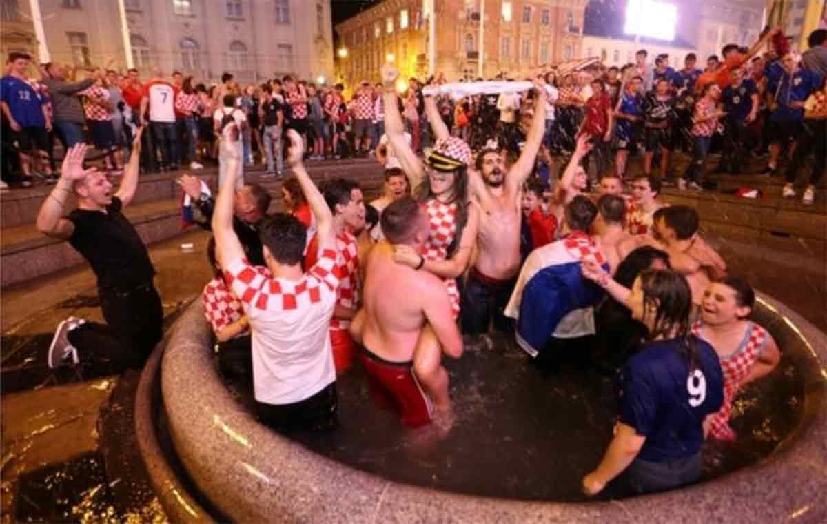 fifa world cup finalist croatia population less than small cities of india