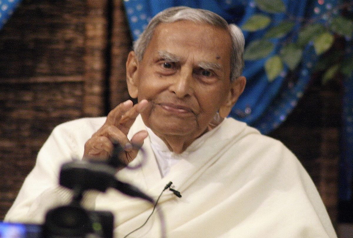 Spiritual Guru Dada Vaswani dies at 99