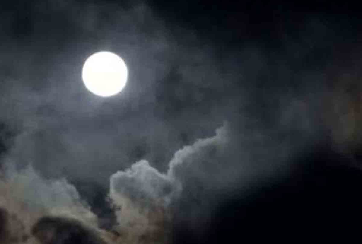 Surya grahan 2018: dietary significance, do's and don'ts during solar eclipse