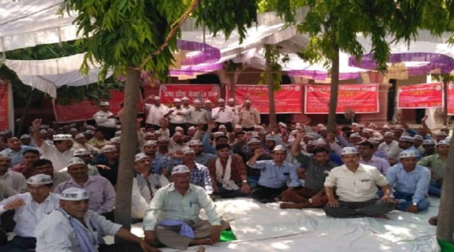 Seven writers suspended with state president at saharanpur