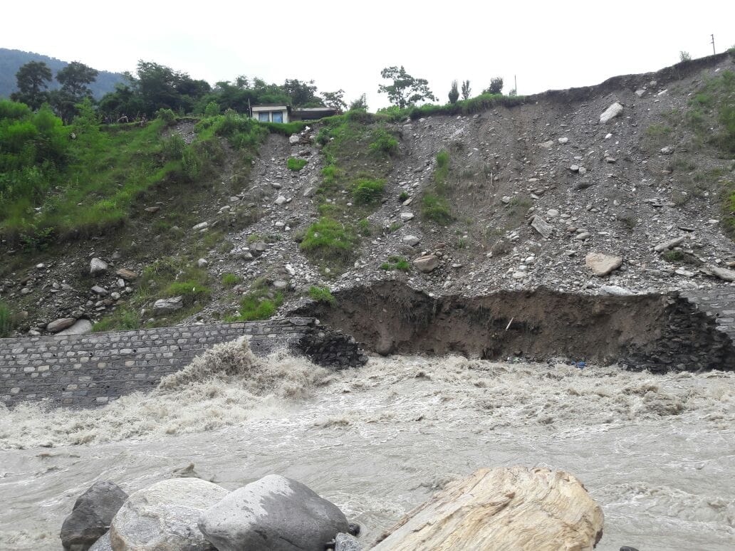 uttarakhand weather update traktor flows in flood alert for 13 july