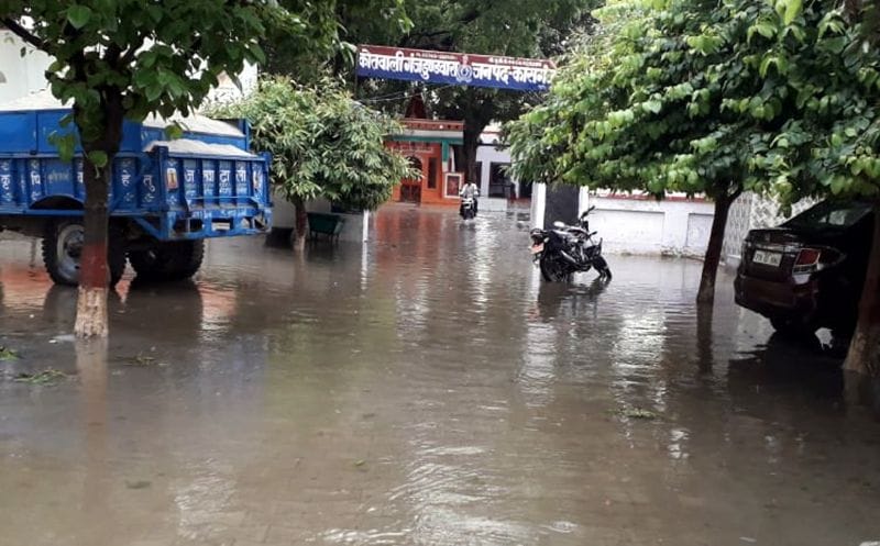 देहात क्षेत्र में झमाझम बारिश, शहर में  बूंदाबांदी