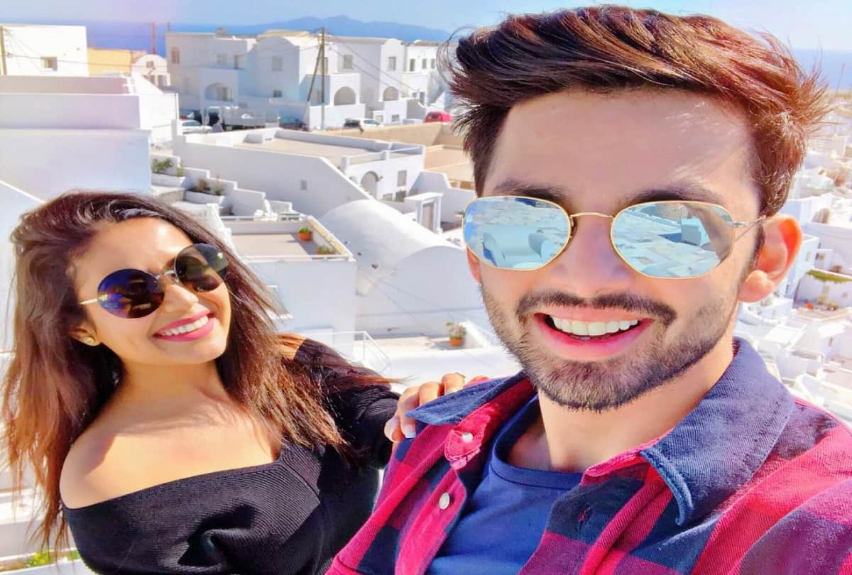 neha kakkar post her photos on instagram after her breakup