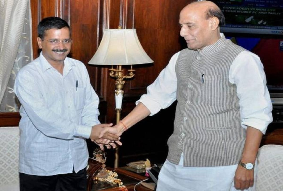 CM Arvind Kejriwal meets Rajnath Singh over bureaucratic control