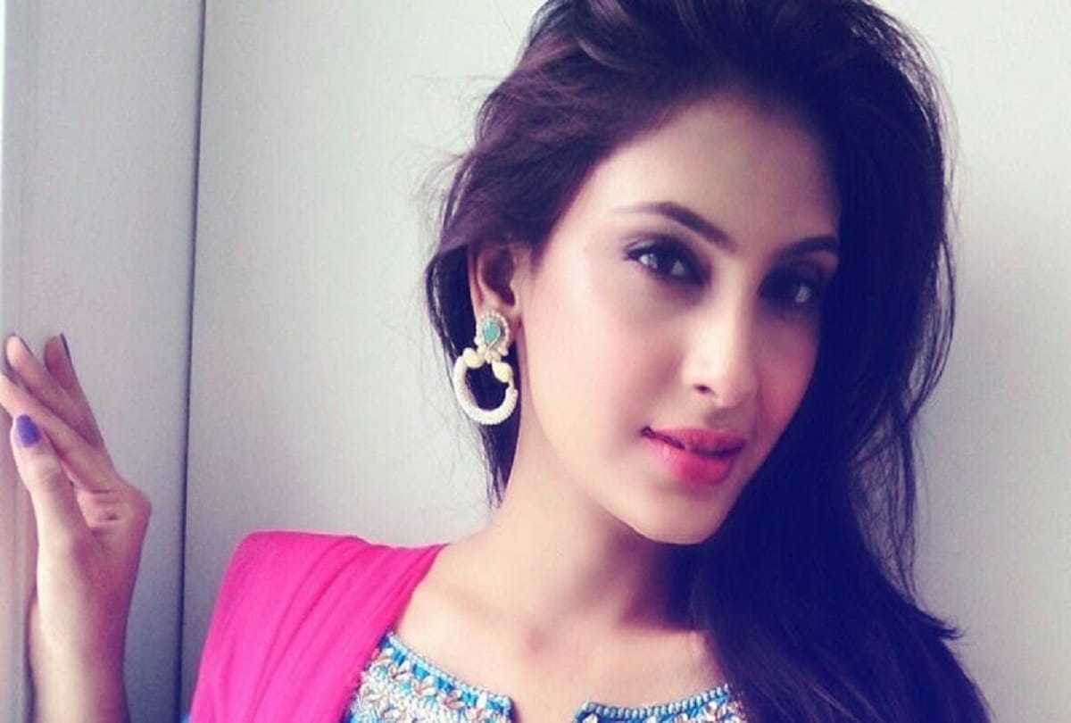 fraud man ask dirty question to reena aggarwal
