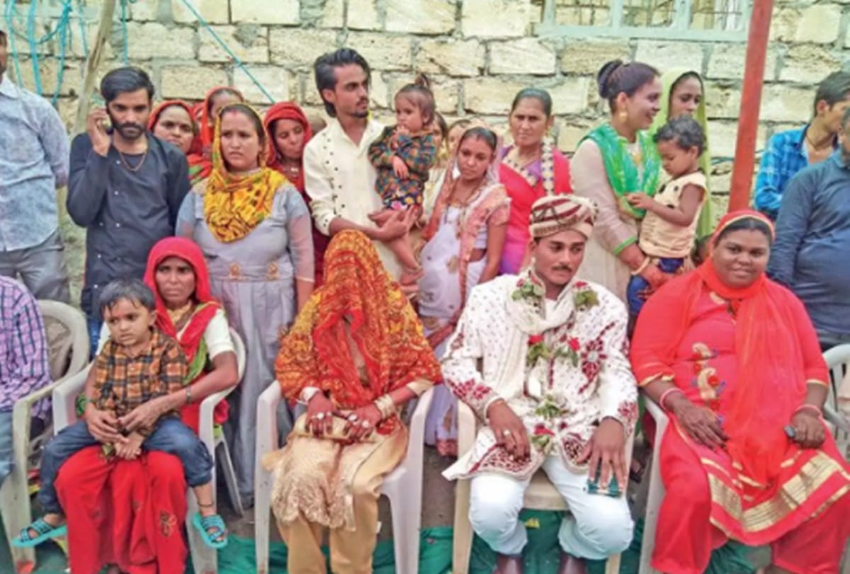 a muslim girl raised by hindu family in rajkot gets perfect nikah and kanyadaan too