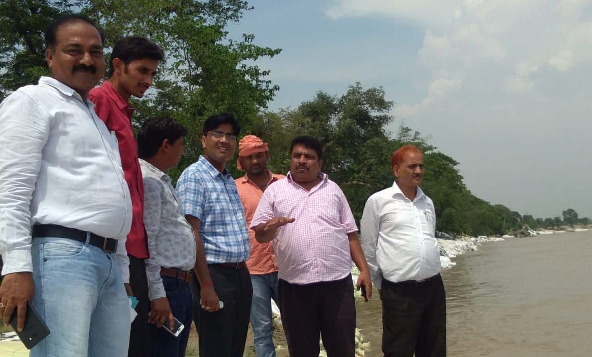बढ़ने लगी घाघरा, ग्रामीणों में दहशत